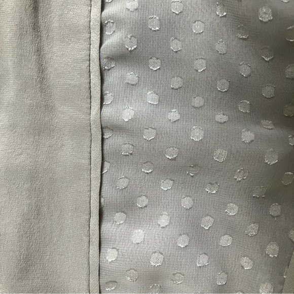 Daniel Rainn Gray Sleeveless Polka Dot Blouse - Picture 2 of 8